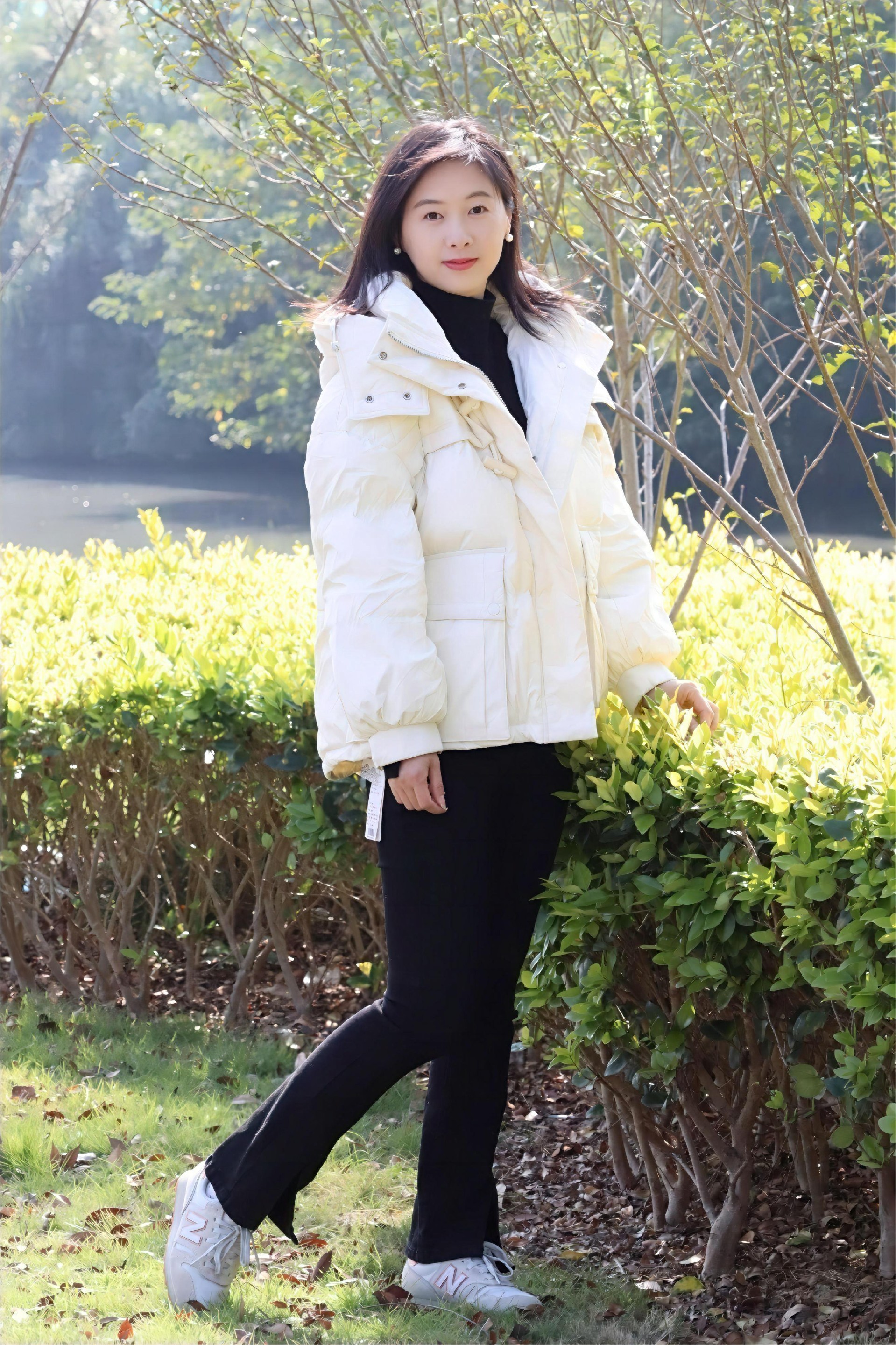 子诺大口袋90鹅绒短款羽绒服5 子诺大口袋90鹅绒短款羽绒服5